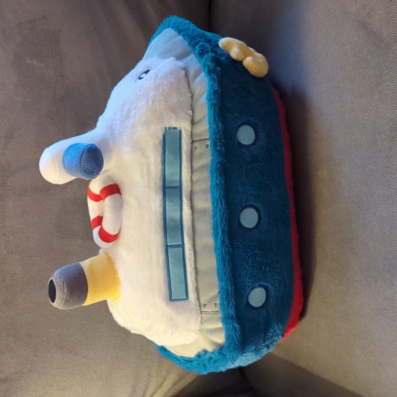 *NWOT* Squishables GO! Boat/Oceanliner Plush - Picture 2 of 8